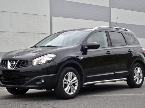 Nissan Qashqai +2